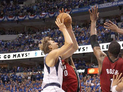 正在直播克利夫兰骑士vs迈阿密热火 NBA集锦_录像回放视频 2025-04-21-360直播
